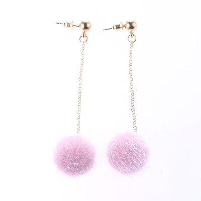 

New Temperament Short Paragraph Earrings Personalized Simple Hair Ball Female Models Earrings