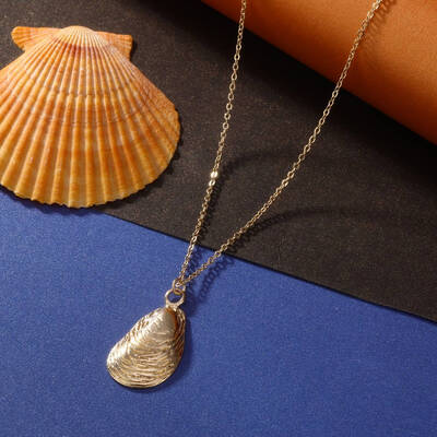 

New Design Fashion Starfish Shell Pendant Necklaces For Women Vintage Alloy Cowrie Shell Choker Bohemian Necklace Ocean Jewelry