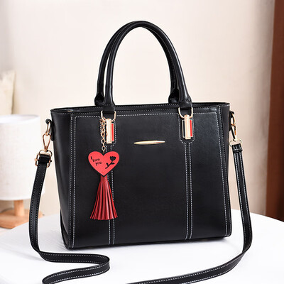 

Womens bag 2019 new trend bag female Europe&America big bag cool fashion womens bag slung shoulder bag