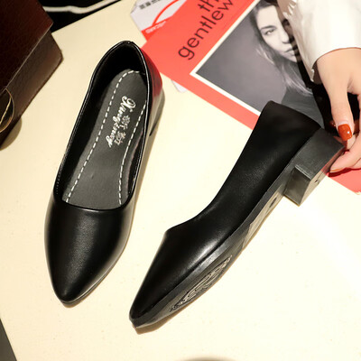

In the spring of 2019 the new shallow-mouth single shoes with small middle heels are pointed soft-soled womens shoes&black l