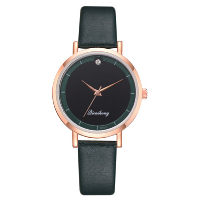 

Korean fashion creative personality female student watch wish new PU belt ladies casual fashion watch