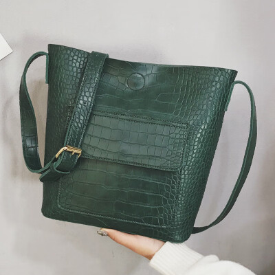 

Small bag women 2019 new shoulder slung womens bags Korean fashion retro small square bag simple Joker