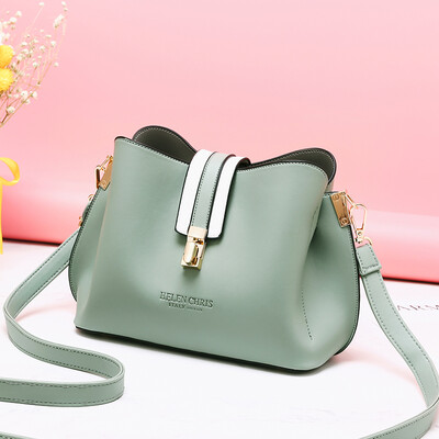 

Womens water bucket bag single shoulder bag fashionable inclined bag summer bag simple recreational saddle