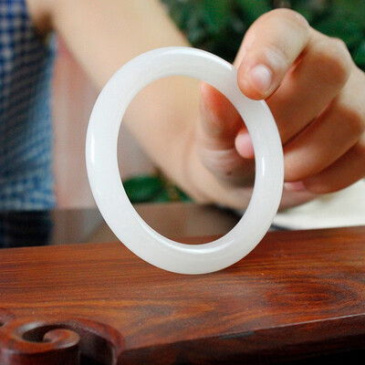

FW Natural Afghan white jade bracelet female fashion jade bracelet
