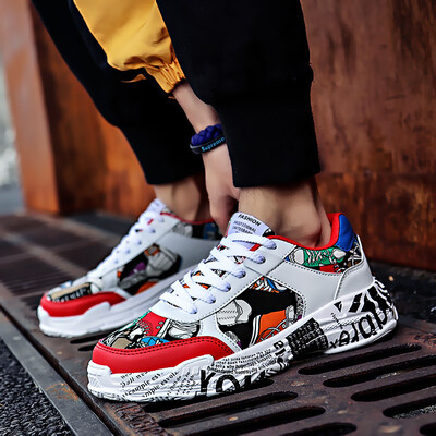 

New spring casual wild mens shoes students running shoes sports shoes Korean casual shoes shoes