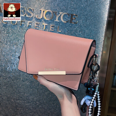 

On the new small bag 2019 new foreign style small square bag Korean Joker Messenger bag personality shoulder bag