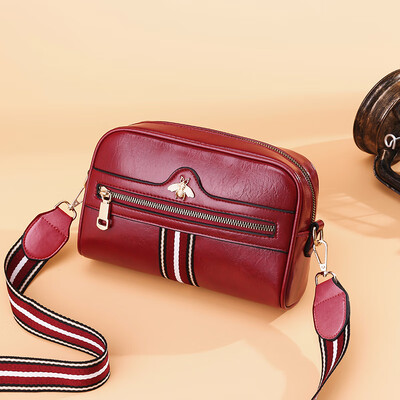 

Fashionable texture of summer camera bag