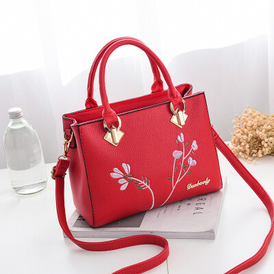 

Ladies bag 2018 new one-shoulder female bag wild handbag fashion retro personality Korean version of the Messenger bag tide