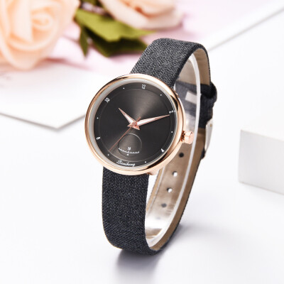 

〖Follure〗Fashion Simple Fake Small Dial Monochrome Watch Leather With Strap Ladies Watch