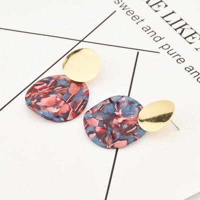 

Korean New Round Earrings Resin Black White Acetic Acid Dangle Drop Earrings For Women Statement Earings Fashion Jewelry 2019