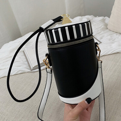

2019 new spring Korean version of personality mini slung bucket bag creative whimsy bag cylindrical women