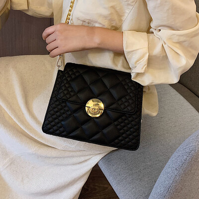 

New small bag female bag 2019 new wave Korean version of the wild Messenger bag French niche one shoulder rhombic small square bag