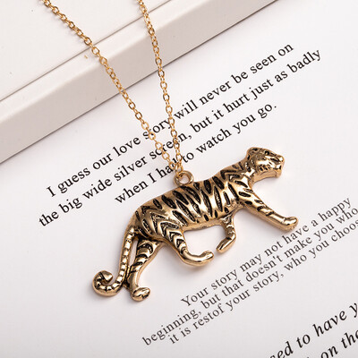 

Dog Tiger Monkey Elephant Bee Bird Rabbit Leopard Animal Necklace Pendants Pet Lover Gift Metal Jewelry 2019
