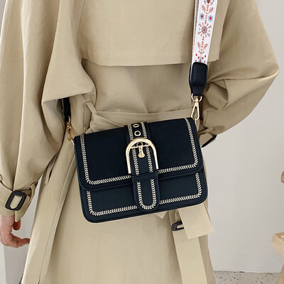 

Chic small bag female 2019 new Korean version of ulzzang wild Messenger sling one shoulder ins with the chain small square bag