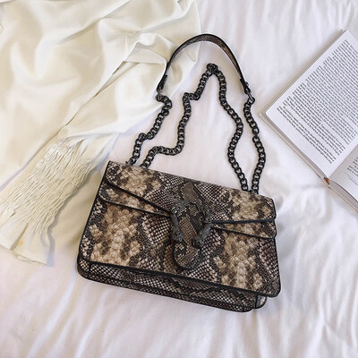 

Qiao Bani 2019 new European&American style fashion snake tattoo wine bag unilateral diagonal trend handbags cross-border exclusive