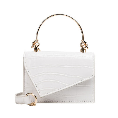 

Small bag female 2019 new wave Korean version of the girl student fashion wild little bee student shoulder slung piglet bag