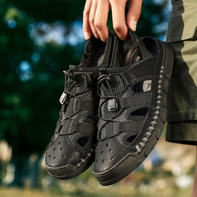 

Men sandals2019 beach shoes mens new hole shoes mens breathable cool shoes summer large size mens shoes
