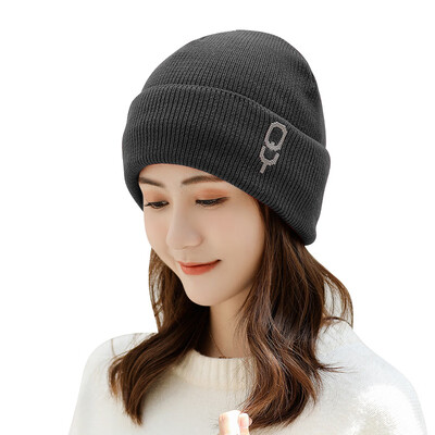 

The new Korean version of the adult couple hat with pure letters for men&women in autumn&winter