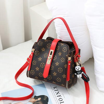 

New ins super-hot single-shoulder bag in summer Korean version of personality fashion inclined handheld fairy bag