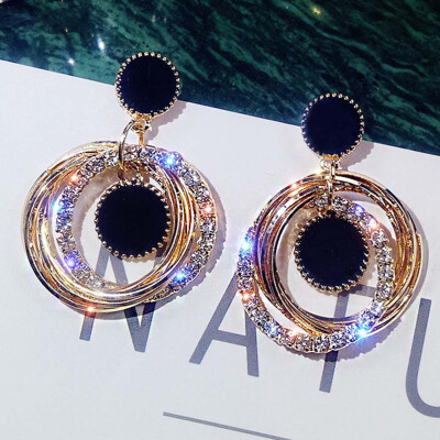 

2019 Fashion Multi-layer Flash rhinestone circle earring