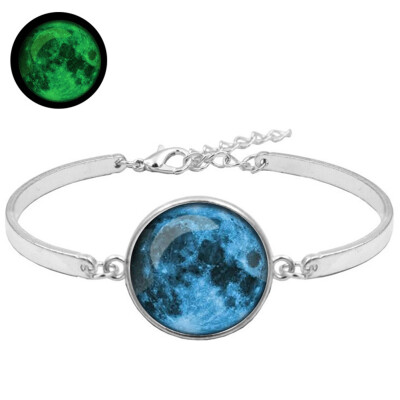 

Glowing in the Dark Galaxy Moon Bracelet For Women Jewelry Luminous Bangle Bracelet Vintage Link Chain Friendship Bracelets Gift