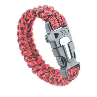 

Outdoor Flint Survival Bracelet