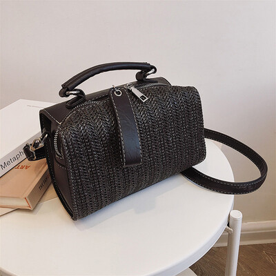 

Tailored Women Vintage Fringed Straw Bag Casual Wild Vacation Simple Weave Crossbody Bag