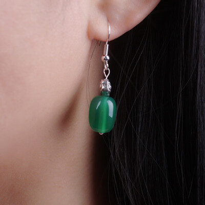 

Fashion earrings temperament simple green agate earrings ethnic style retro earrings Chinese style palace jewelry