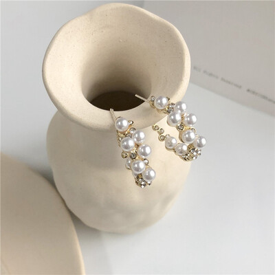 

In 2019 the new brand design opening C-series earrings generous minimalist temperament wild Korean earrings for women