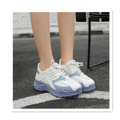 

2018 autumn new Korean womens shoes solid color lace flat round head deep mouth platform shoes Korean version of the red old shoe