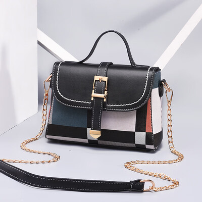 

10 pieces from the batch Korean version of the color matching color handbags casual college style new single shoulder Messenger bag small bag