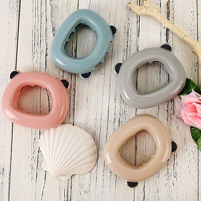 

1pcs Animal Bear Creative Suction Wall Toothbrush Holder Family Suit Bathroom Hook Sucker