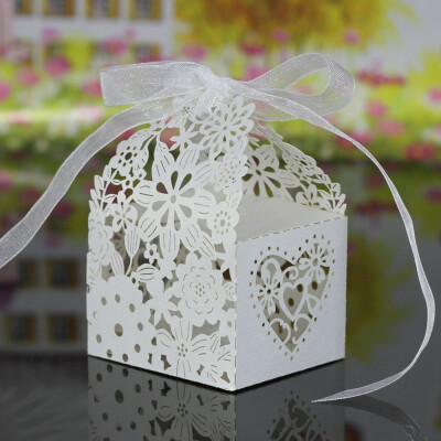 

20 PCS Laser Cut Delicate Carved Flower Elegant Candy Boxes with Ribbon for Party Birthday Wedding Banquet Kindergarten Bridal Sho