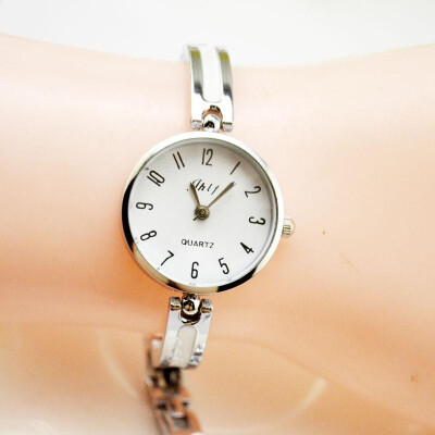 

Fashionable Stylish Simple Vintage Bracelet Watch for Women Students Teen Girls