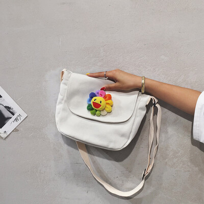 

Small fresh sun flower Messenger bag female tide wild bag bag ins Japanese girl shoulder canvas messenger bag
