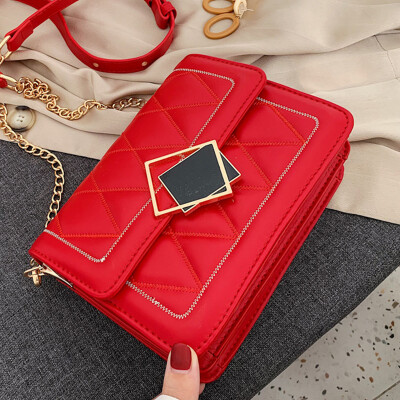 

On the new small bag women 2019 new Korean version of Joker shoulder Messenger bag fashion diamond chain small square bag