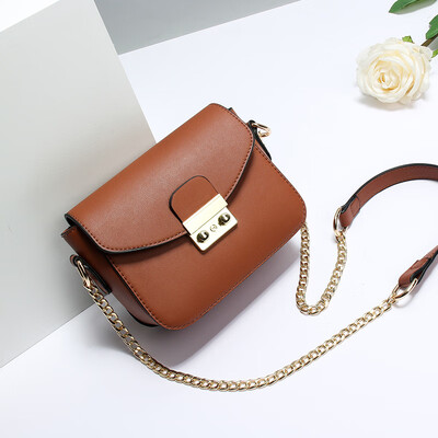 

Summer Baitao Little Girl Tide Korean Edition Girl Single Shoulder Bag Slant Bag Chain Bag Mini Girl Bag