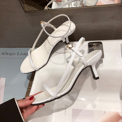 

Sandals Fairy Wind In the Evening Hundreds of High-heeled Shoes in the Evening Summer Fine-heeled Lace Shoes in the Tide of Ins
