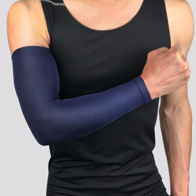 

Arm Guard Bracer Sunscreen&Breathable Protects the Arm During Exercise