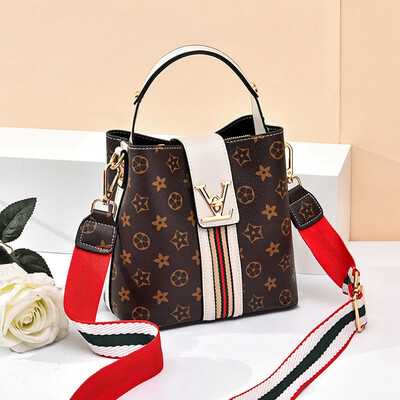 

Autumn bag lady new fashion Bucket Bag Handbag wide shoulder strap tide lady bag single shoulder inclined bag