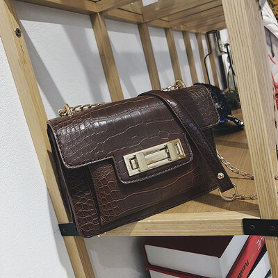 

Qiao Bani 2018 new Korean chic fashion double lock buckle small square bag wild trend single shoulder diagonal tide handbag