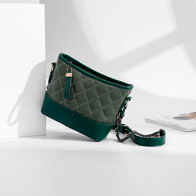 

One-shoulder sloping bag Korean version of Xiaoxiangfengnu Bag with Ins Superheated Chic Chain