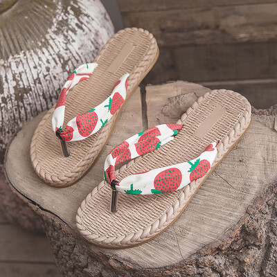

Strawberry slippers for women in summer fashion wear sandals&sandals for beach anti-slippery flat sole&leisure flip-flops