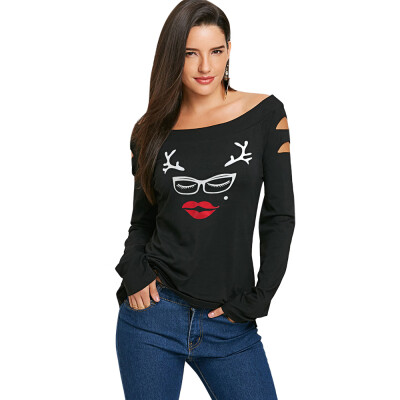 

Off The Shoulder Christmas Graphic T-shirt