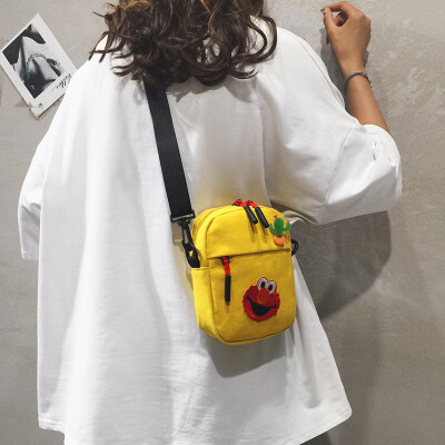 

Sesame Street Small Bag Female 2019 New Japanese Soft Girl Girl Canvas Bag Tide Wild Cartoon Shoulder Messenger Bag