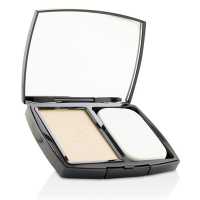 

CHANEL - Le Teint Ultra Ultrawear Flawless Compact Foundation Luminous Matte Finish SPF15 - 20 Beige 13g045oz
