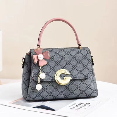 

2019 summer trend new single shoulder diagonal small bag Korean PU leather fashion handbag small square bag