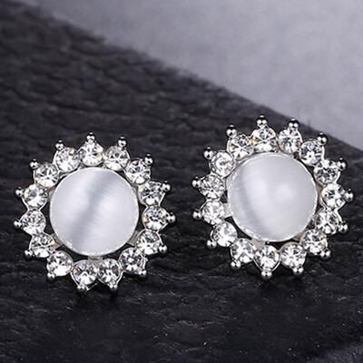 

Fashion Jewelry New Brand Design Silver Color Imitation Pearl Stud Earrings For Women New Accessories Wholesale Earrings