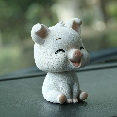 

Car Ornament Cute Resin Shake Head Pig Doll Lovely Automobiles Interior Dashboard Decoration Nodding Toys Auto Accessories Gift