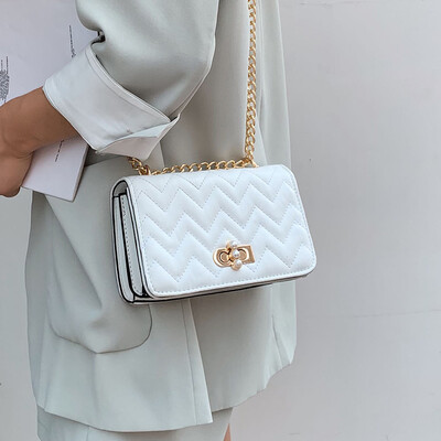

Advanced sense bag handbags new 2019 foreign gas embroidery thread chain bag shoulder bag wild ins chain chain Messenger bag